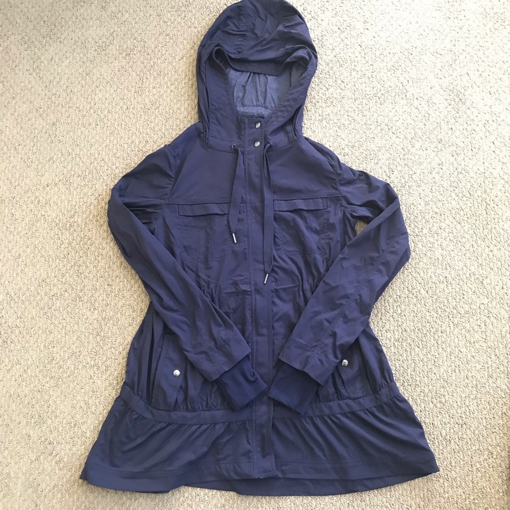 Lululemon Navy Blue hooded jacket size 4